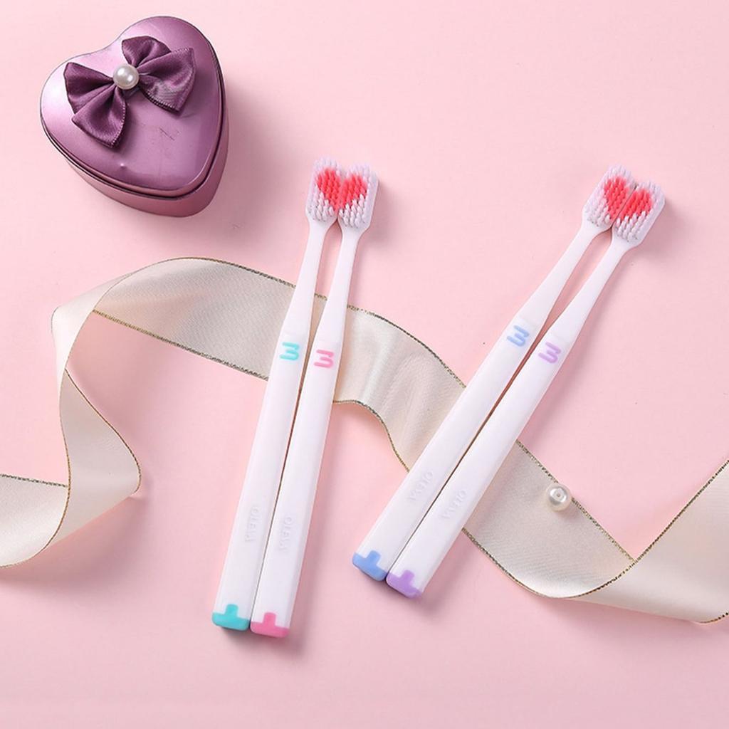 2 Stück - Liebespaar Feine Haarreinigungszahnbürste - Farbe Zufällig