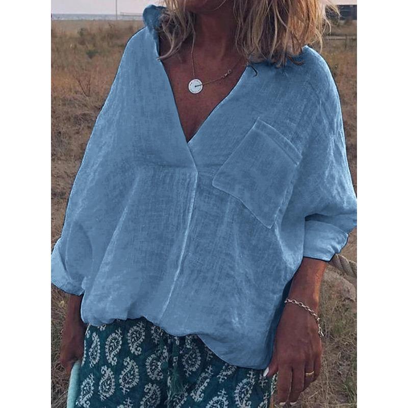 Pevná dámská halenka s dlouhým rukávem a výstřihem do V