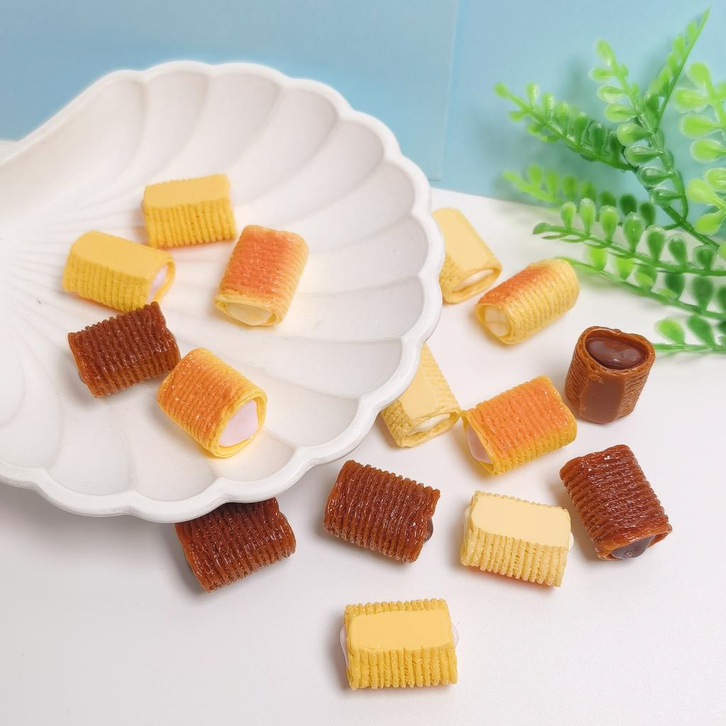 100pcs Mini Food Cream Cake Bread Ornament Miniature Doll House Decor Doll House Accessories Resin Craft