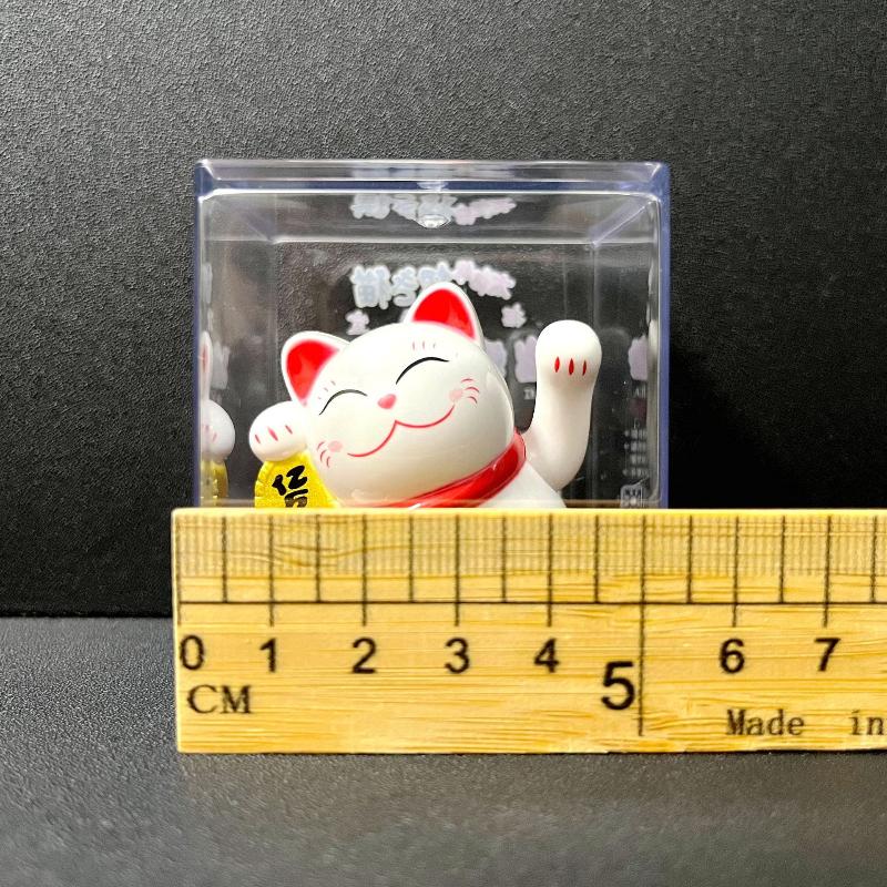 1 Pcs 2 Inch Mini Movable Claw Lucky Cat Ornament Solar Powered Cute Decor for Car Dashboard Living Room Desk Gift