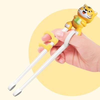 1Pair Chopsticks For Kids Cartoon Tiger Learning Chop Sticks Reusable Training Chopsticks Cute Children Tableware Set