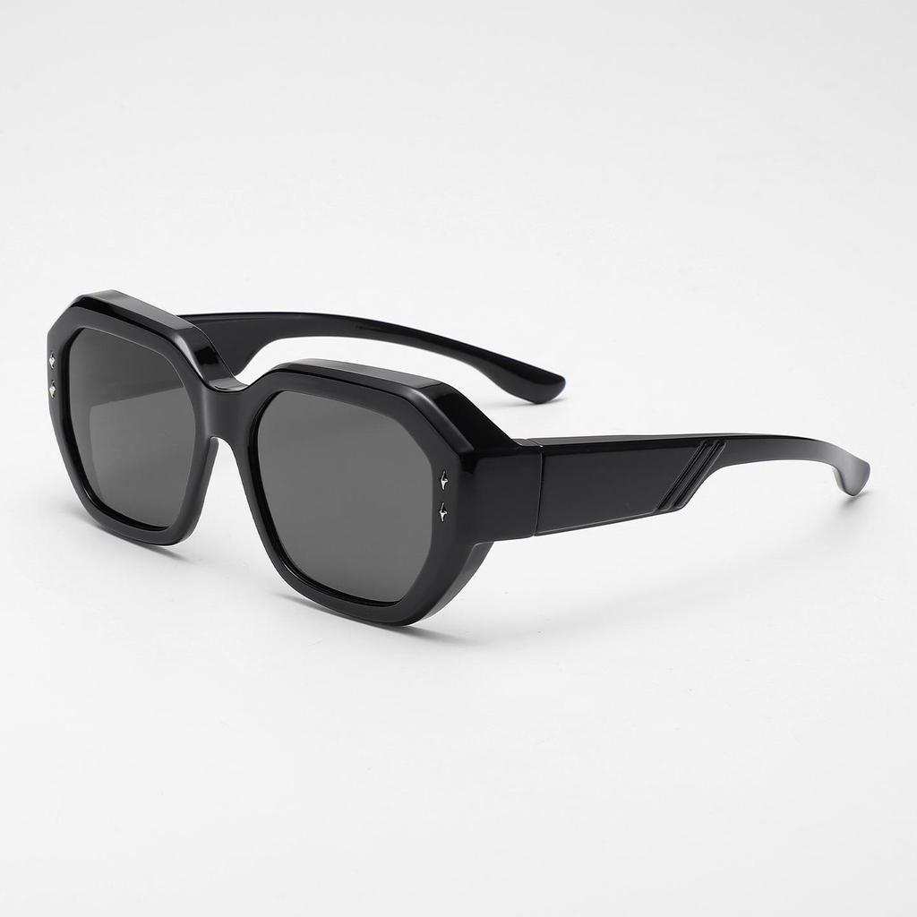 2025 European & American Versatile Ins Rivet Polygon UV-Blocking Polarized Sunglasses for Men & Women - Modern National Tide Style