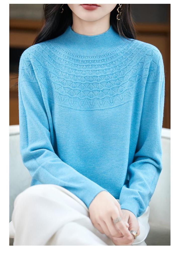 Women's Seamless Half-Openwork Knit Sweater - 2025 Autumn/Winter Collection, One-Piece Base Layer with Half-High Collar