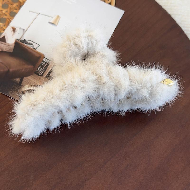 Winter Gold Love Fluffy Large Hair Claw Shark Clips Women Temperament Plush Hairpin Crab HairClips Lady Fashion Hair Accessories
