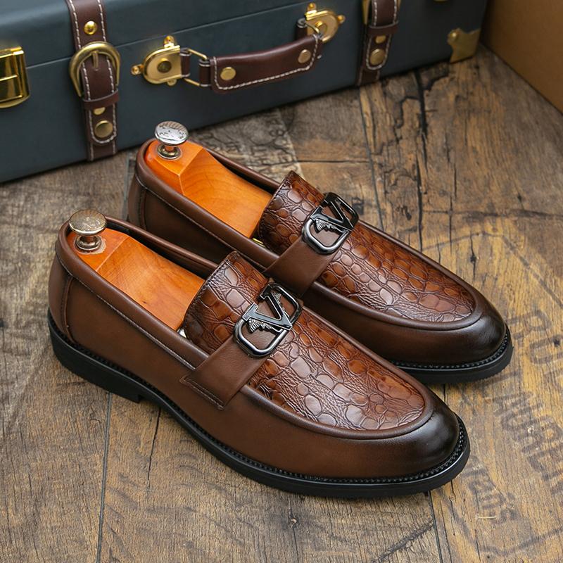 Fashion Size 38-47 New White Casual Leather Shoes For Men Comfortable Platform Dress Shoes Man Loafers High Quality Men's Social Shoes