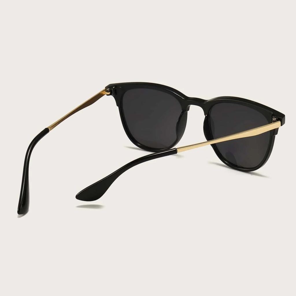 4pcs Fashion Brand Sunglasses Women Brand Desginer Cat Eye Sun Glasses Classical Rivet Cateye Female Shades Eyeglasses UV400