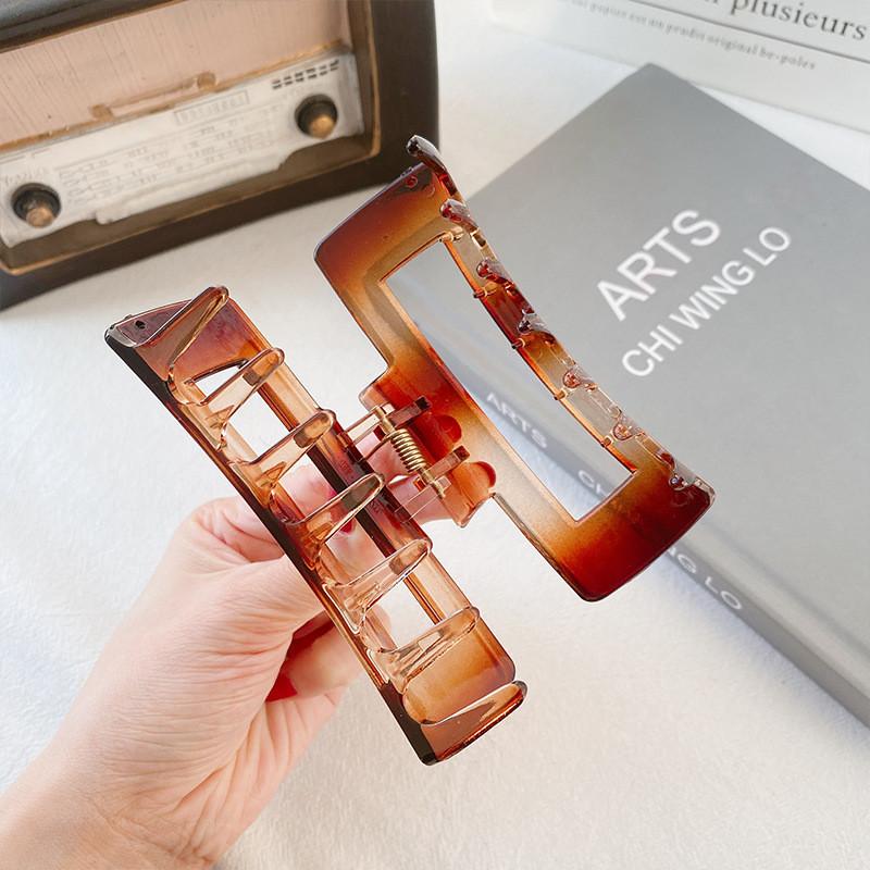 Stylish Pc Material Square Hair Claw Clip For Women With Elegant 10.5cm Design