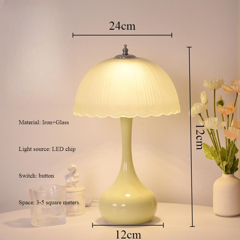 Modern Simple Petal Lampshade Bottle Table Lamp Nordic Romantic Style Bedside Study Living Room Atmosphere Desk Lamp LED Luster