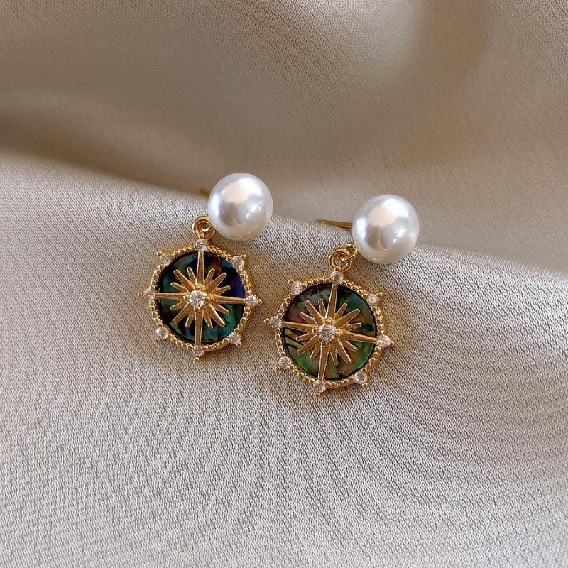 Silver Needle Multi-layer Letter Twill Zircon Pearl Earrings Medieval Vintage Light Luxury Stud Earrings Versatile Earrings