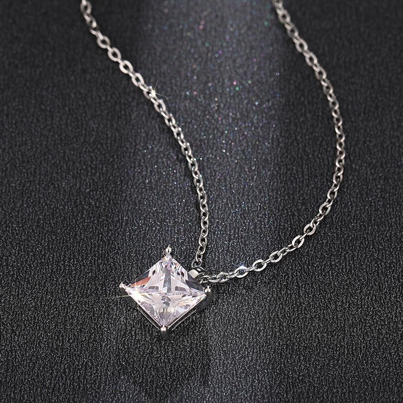 Ladies' Simple Square Pendant Necklace, Square Synthetic Zircon Inlay, Elegant Jewelry for Daily Wear Collarbone Chain, Birthday Gift