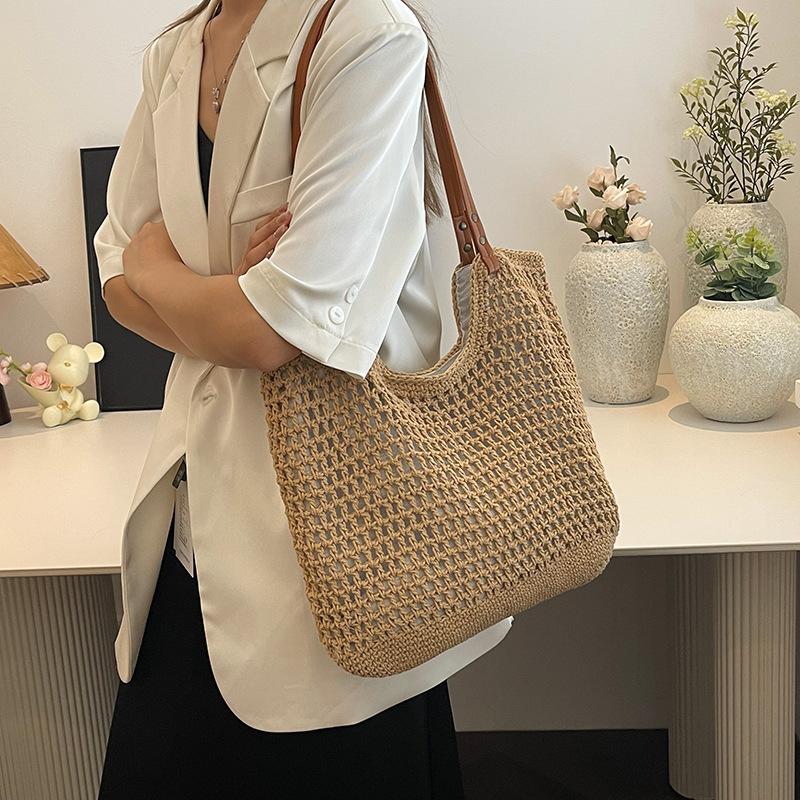 Seaside Beach Woven Bag Women's Large-capacity Commuter Shoulder Tote Bag