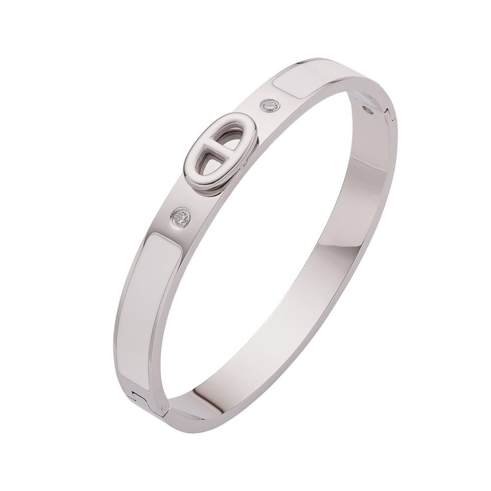 18K Gold-Plated Stainless Steel Pig Nose Bracelet with Zirconium Detailing