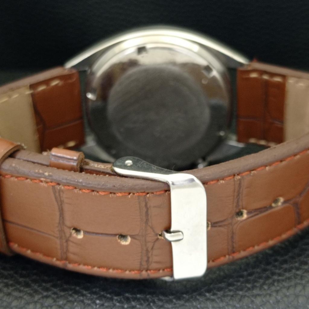 VINTAGE SEIKO 5 AUTOMATIC 6309A JAPAN MENS MAROON COLOR DIAL WATCH A701553-5 R206b-a701553