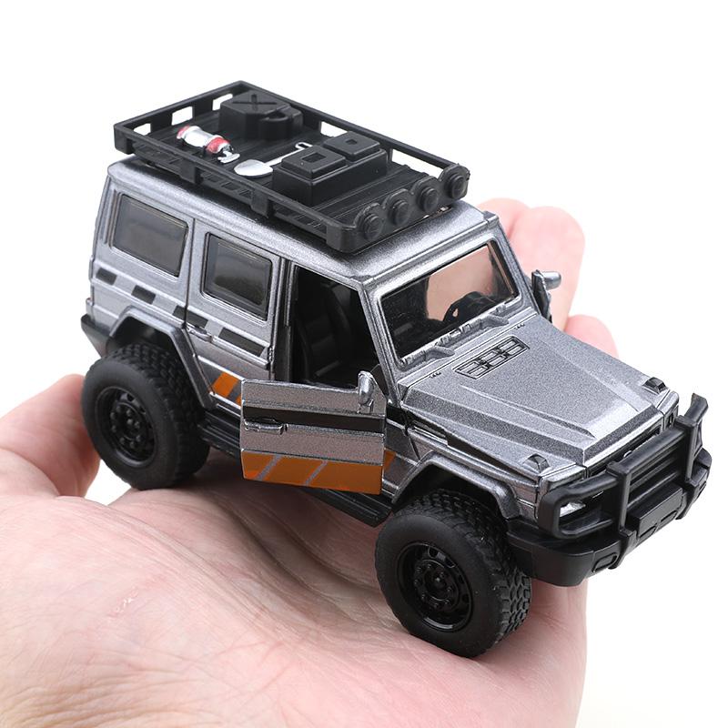 (Bagged)1:36 Alloy Car Model Simulation Pickup Vehicle Pull Back Car Ornaments Collection Toys For Boy Children