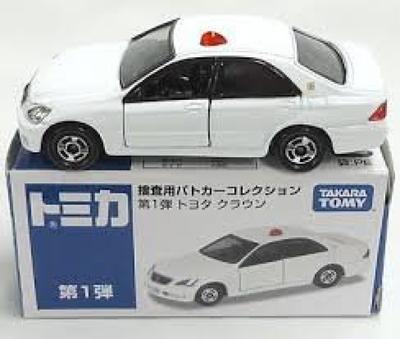 Samochód policyjny Tomica 1. Toyota Crown Edycja "Kolekcja Tomica" (Biały)
