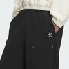 adidas Originals FW25 Pantalones de Jogging Doble Rodilla para Hombre KC2621