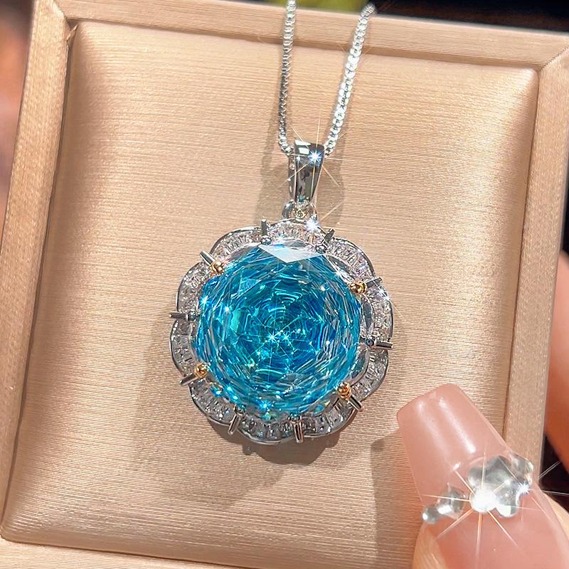 

Ювелирные изделия Медное основание Позолоченное Огранка «роза» Морской синий Темперамент Легкая роскошь Костюм Женщины 16-10 мм