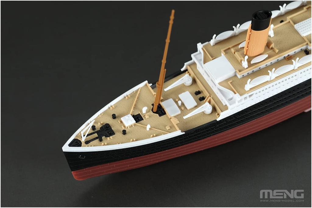 Meng Model Titanic Luxury Cruise Ship Plastic Model MPS008 Molded Color 1/700 Pre-Colored