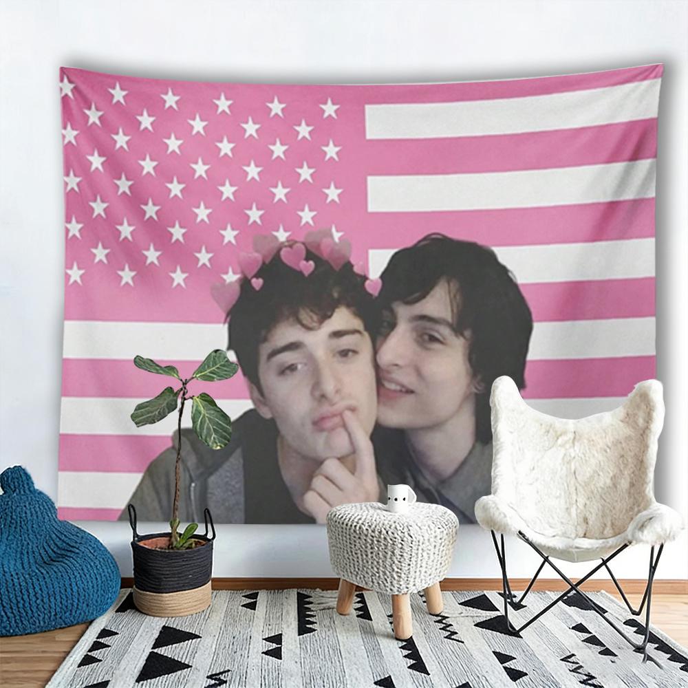Byler Tapiz de Bandera de EE. UU. Rosa Finn Noah Colgante de Pared Estético Decoración de Habitación de Dormitorio