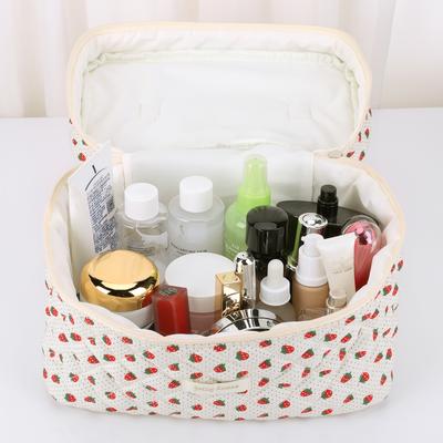 3Pcs Travel Makeup Pouch with Zipper Quilted Toiletry Bag Cute Makeup Organizer Storage Bag Large Capacity for Women and Girls