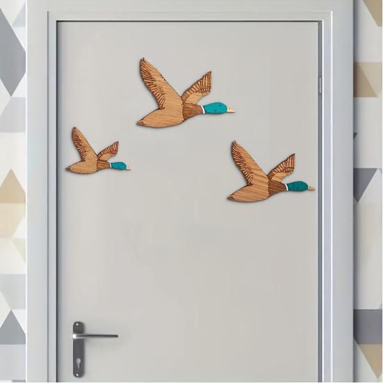 3 Pcs Wooden Duck Hunting Wall Decor Vintage Flying Ducks Wall Art Rustic Farmhouse Hanging Sign for Entryway Nursery Living Room Decor