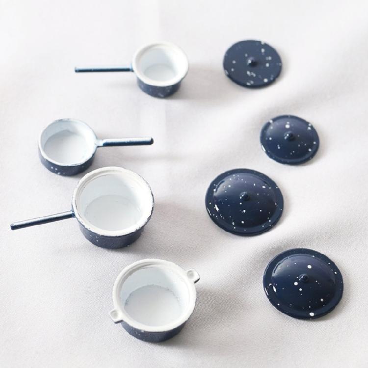 Cute Realistic Dollhouse Miniature Pan with Cover Toy Pretend Play Accessories