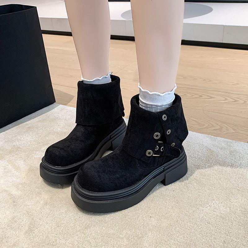 Stylish and comfortable two-wear thick-soled medium boots 2025 autumn and winter new niche design sense small Martin boots women