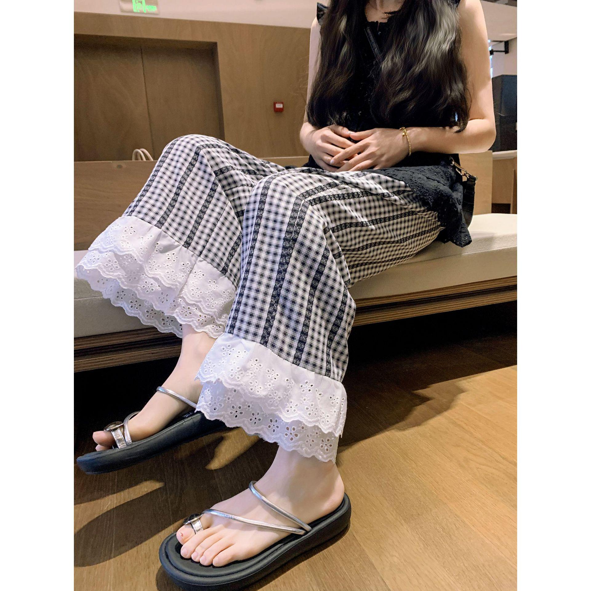 

Брюки для беременных с широкими штанинами в черно-белую клетку с кружевной отделкой Medium