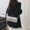 Niche High-end Woven Shoulder Baguette Bag Fashionable and Exquisite Horizontal Hand-held Dinner Bag Versatile Women's Messenger Bag