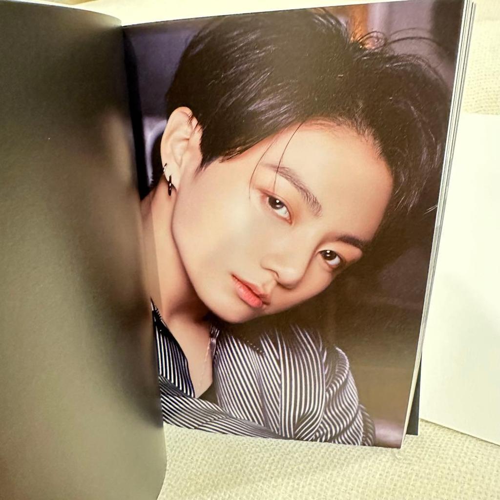 [USED] BTS BE Album First Press Limited Edition Deluxe Edition