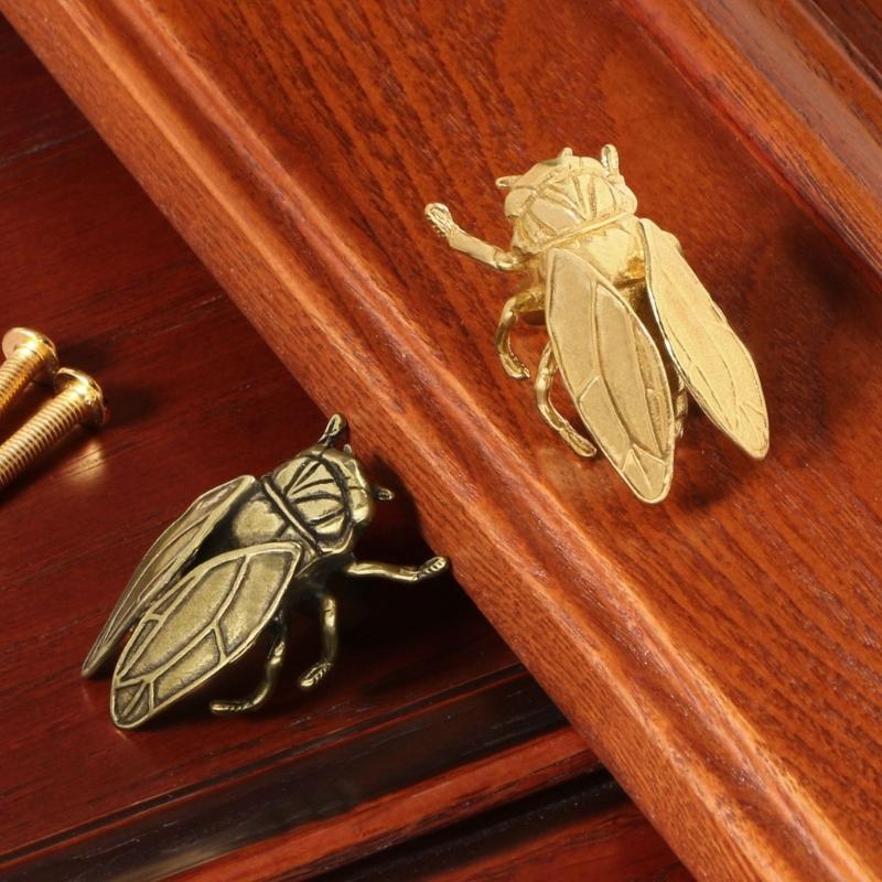 Decorative Insect Drawer Pull Cabinet Pull with Screws for Wardrobes, Cabinets, Bedside Tables and Home Drawers