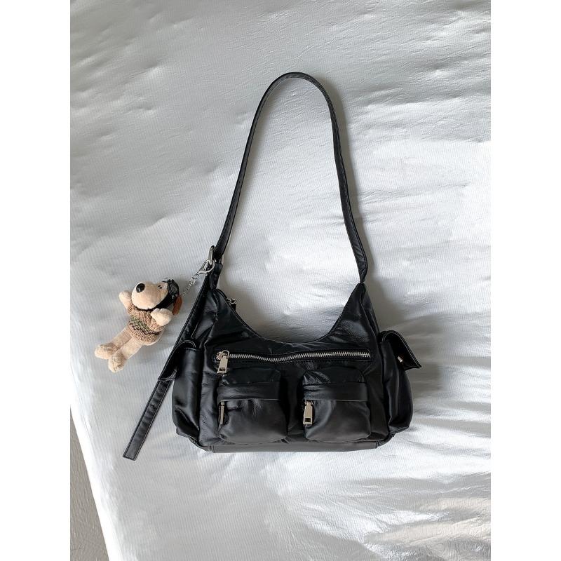 

Soft leather silver large-capacity messenger bag niche design fashionable versatile shoulder bag women s high-end commuter bag women чёрный