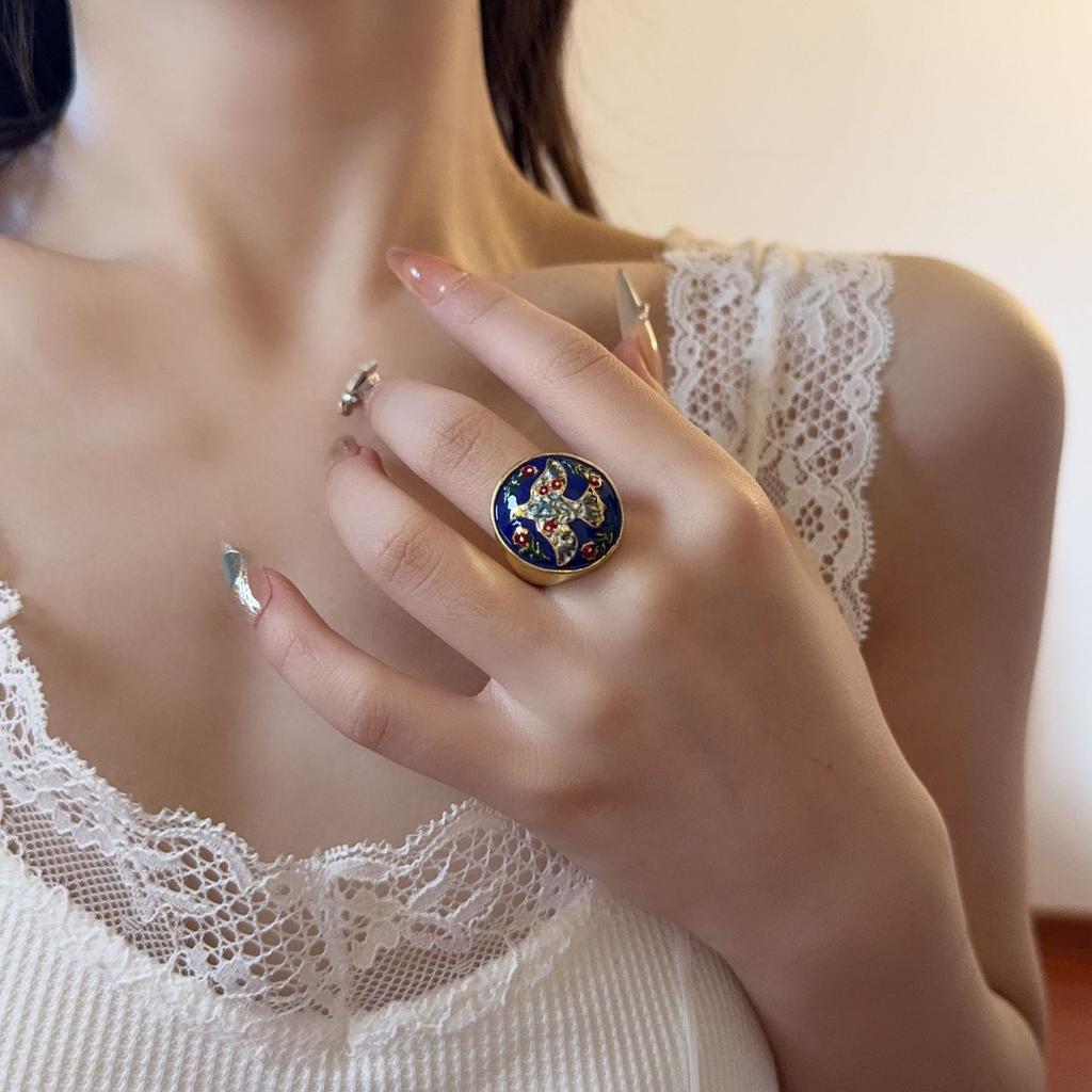 Vintage Court Style Carved Colorful Drip Oil Rings for Women Men Exaggerated Temperament Opening Rings Party Jewelry Accessories
