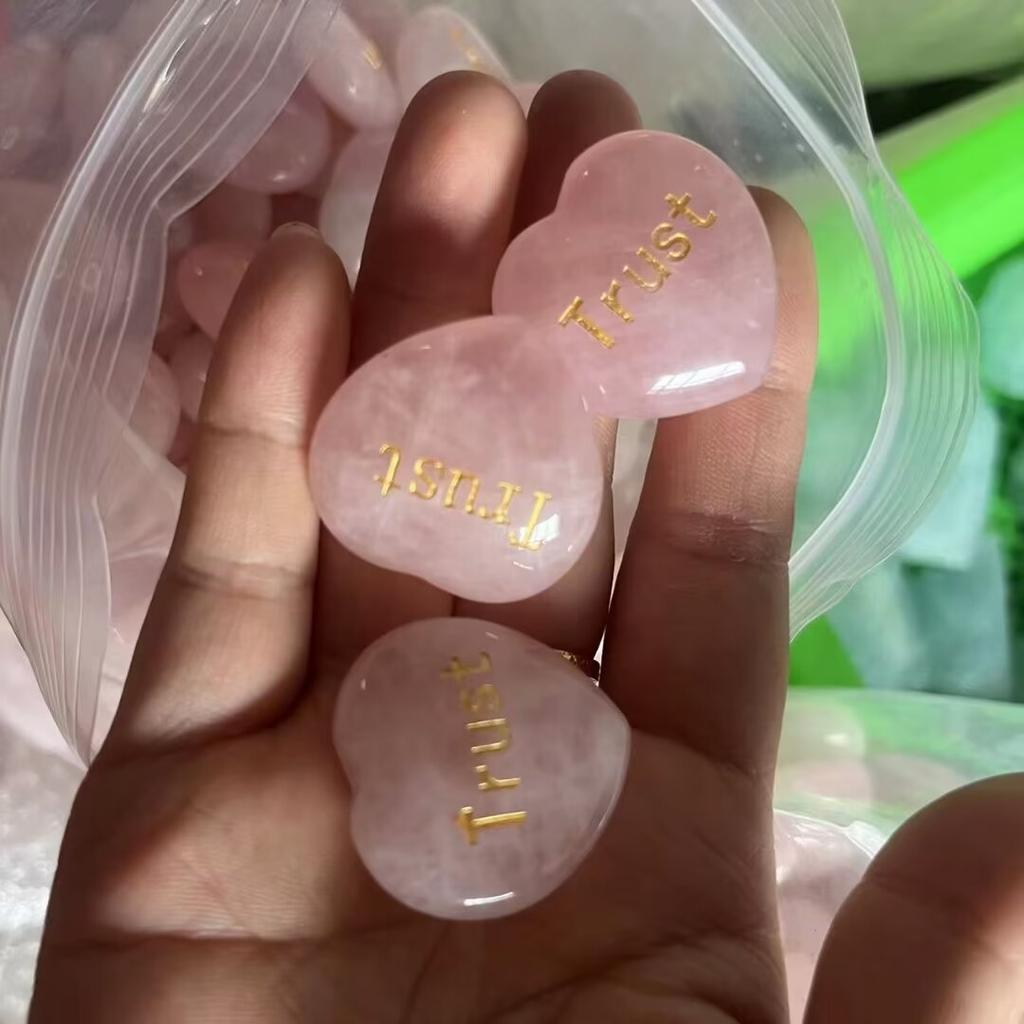 Random1pcs Rose Quartz Heart Inspirational Stone Engraved Love Natural Pink Crystal Valentine's Day Gifts
