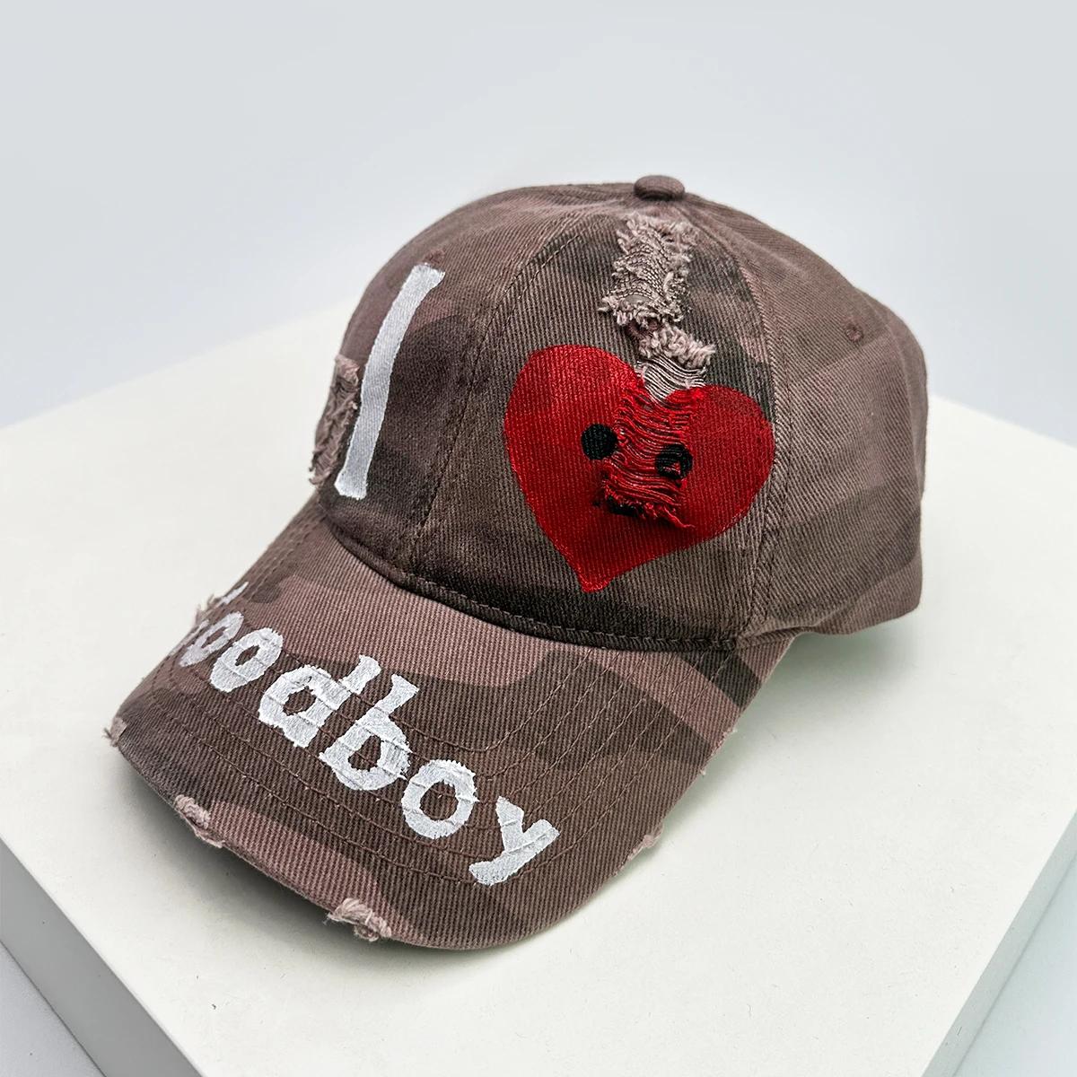 

Новые унисекс Бейсболки с принтом Goodboy Letters в рваном стиле, дышащие, с камуфляжным козырьком, универсальные, модные, персонализированные 52-60cm