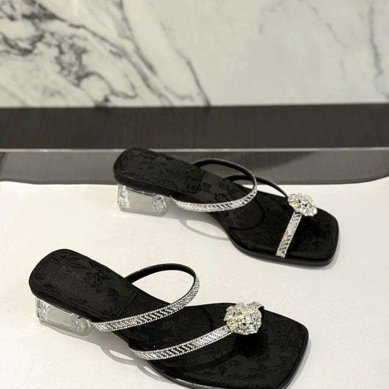 Fashion Low Heel Sandals Summer New Square Head Shallow Mouth Open Toe Crystal Set Foot Anti-slip Wear-resistant Slippers