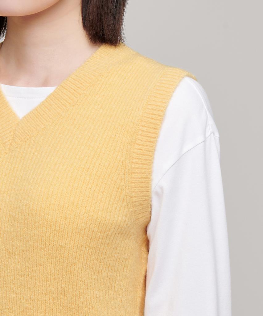 MUSINSA STANDARD WOMAN Women'S Soft Boucle Ribbed Crop Vest [Yellow]