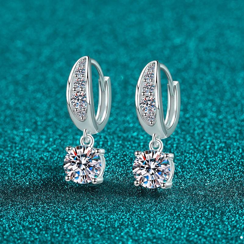 Sterling Moissanite Stud Earrings Women 2ct Total Geometric Letter Design Celestial Theme Elegant Party Jewelry