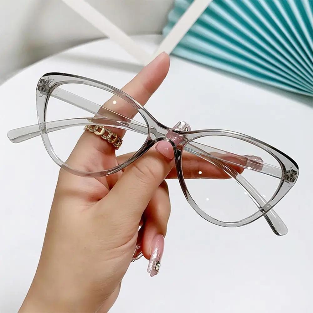 Retro Cat Eye Glasses for Women Fashion Blue Light Blocking Glasses Computer Games Reading Eyewear Clear Lens Black Frame