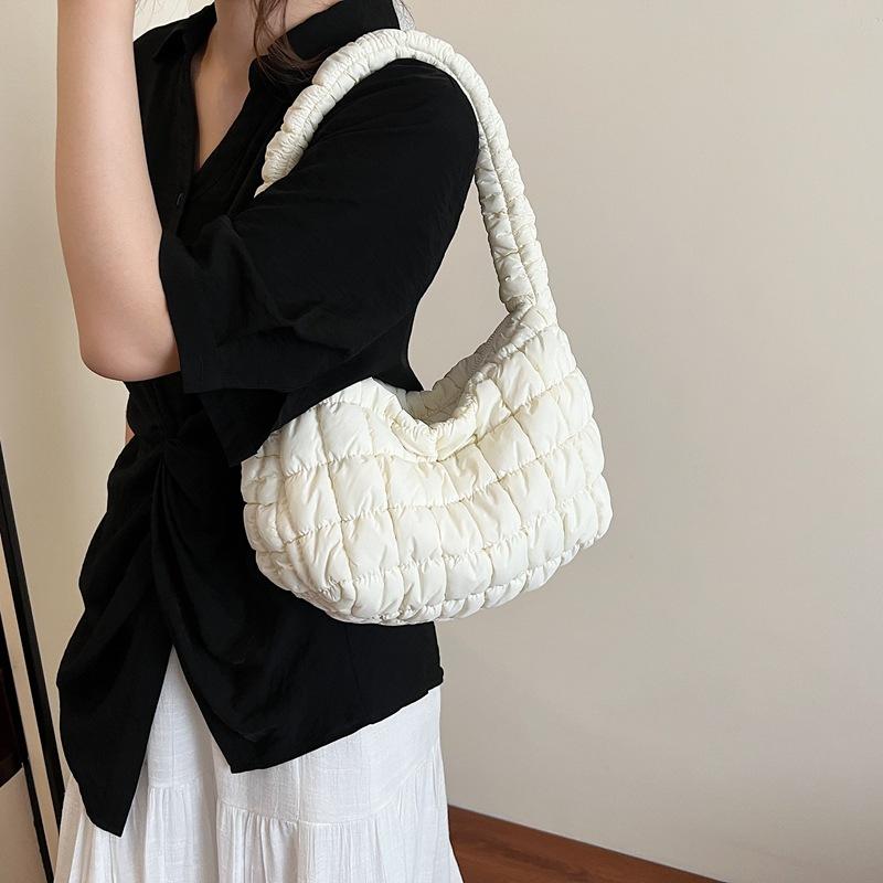 Premium textured small bag women's summer versatile new shoulder messenger bag pleated portable cloud bag