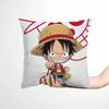 Poszewka na poduszkę z motywem Monkey D. Luffy'ego z One Piece Ekskluzywna edycja limitowana dla fanów anime Dekoracja tematyczna ze skarbami do sypialni pokoju w akademiku