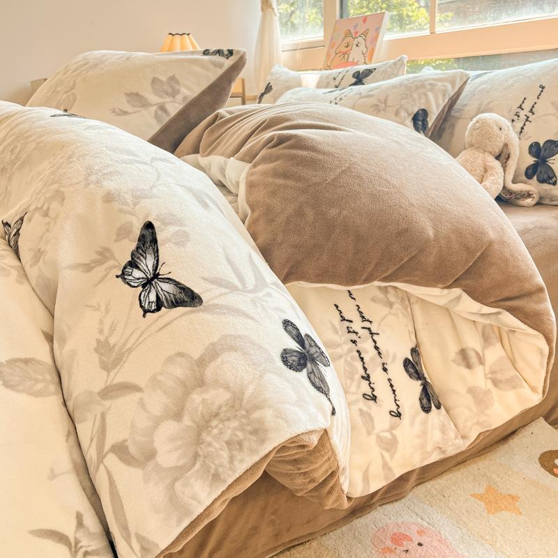 Thickened Milk Fleece Four-Piece Set, Coral Fleece Bed Sheet Quilt Cover, Fleece Three-Piece Set, Bedding.