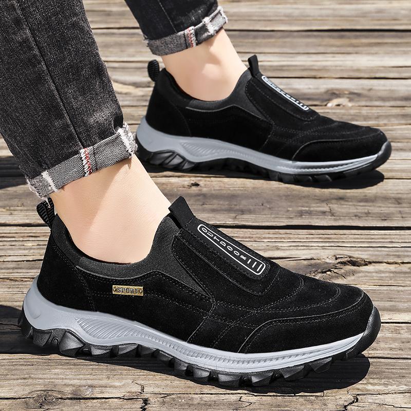 Outdoor Hiking Shoes Men Sneakers Slip on Casual Men Shoes Breathable Suede Leather Shoe Anti-skid Walking Shoes Footwear