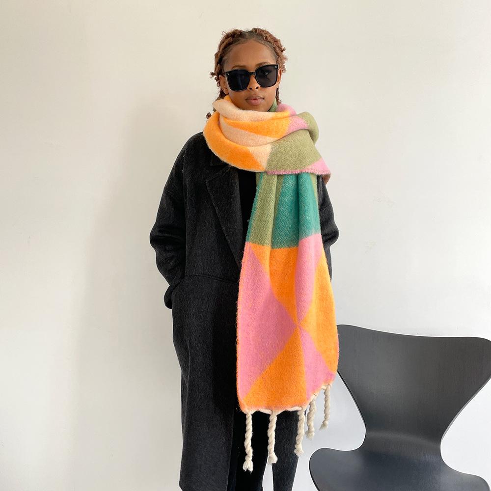 Classic Geometric Triangular Seahorse Hair Scarf Women's Winter Warmth Advanced Sense Hand-rubbed Beard Long Fringed Scarf