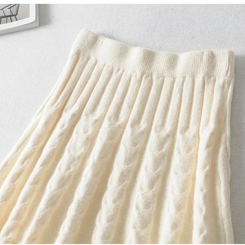 Women's Knitted Skirt Solid Color Ruffled Short Skirt Autumn Winter A-line High-waisted Fishtail Skirt