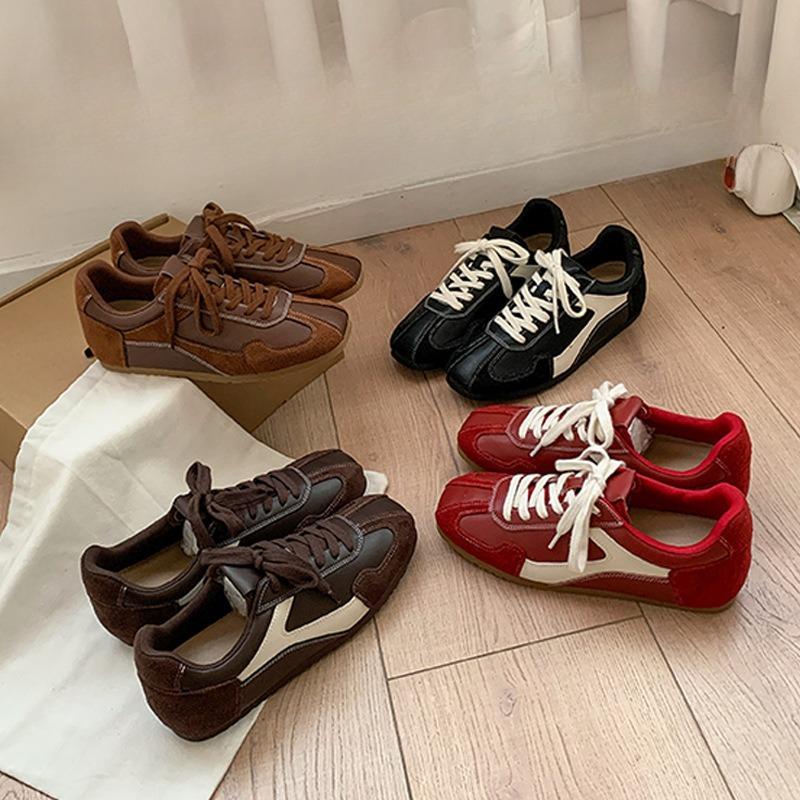 Retro Round and Square Toe Casual Women's Insole Height-increasing Board Shoes