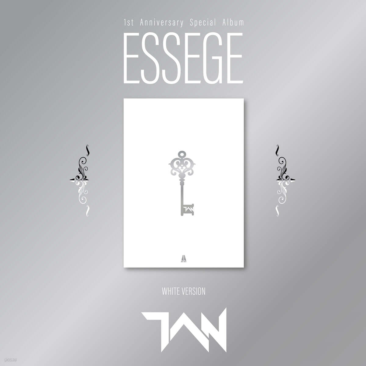 

TAN (TAEN) - TAN 1st Anniversary Special Album : ESSEGE (META) [1 out of 2 randomly sent]