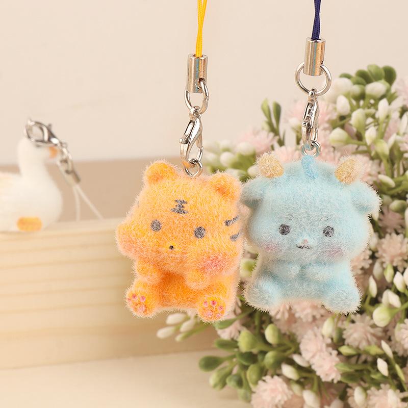 2Pcs Random Cute Plush 3D Flocking Animal Pendant Bag Phone Lanyard Hanging Keycord Charm Keyring Diy Accessories 2pcs random