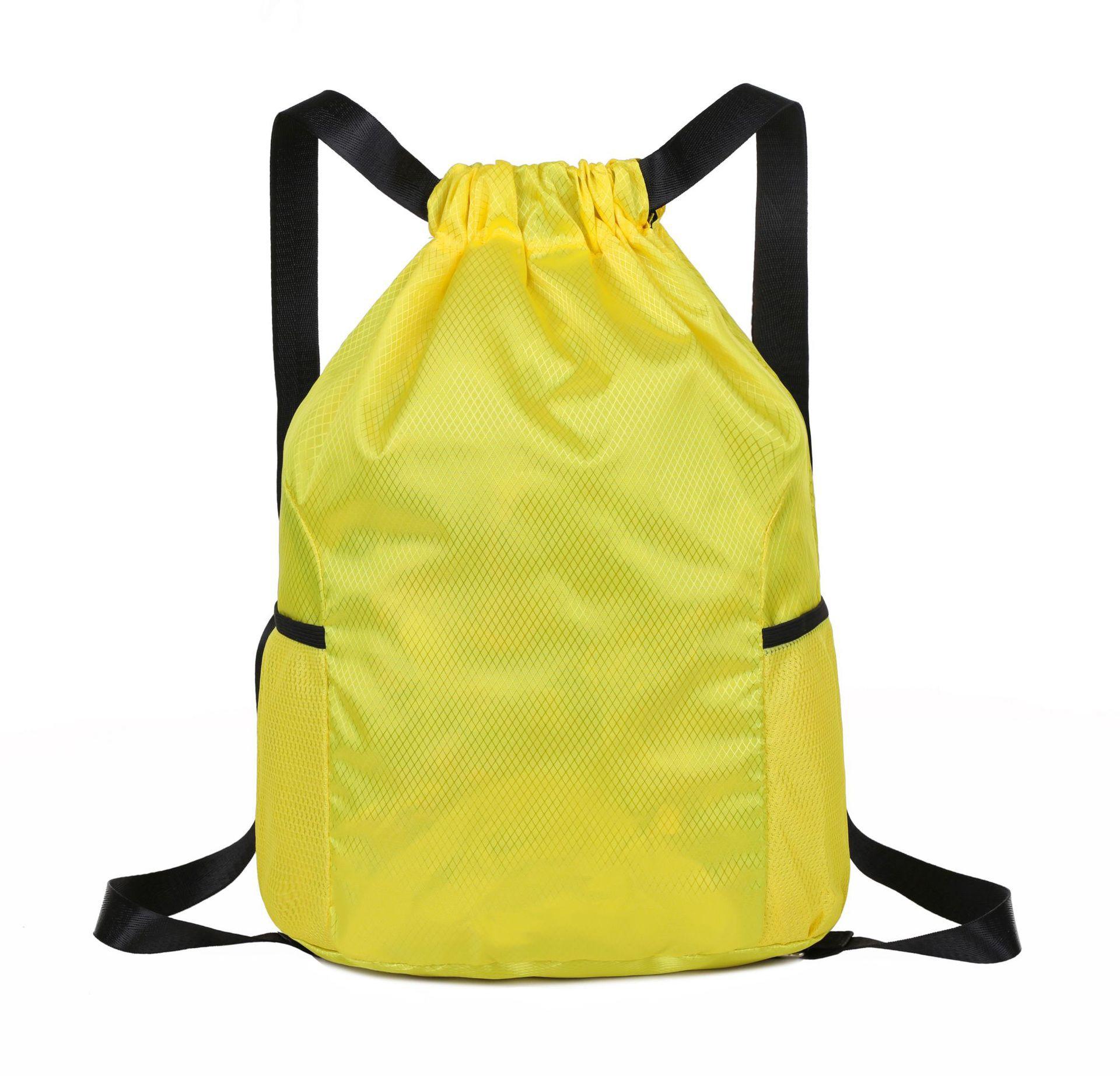 

Large Capacity Outdoor Drawstring Sports Bag for Football & Basketball Training Small Football (31x16x43cm)