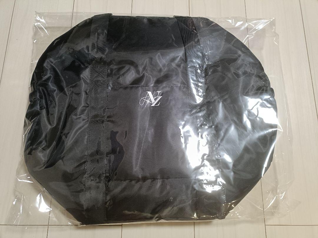 

[USED] NiziU Boston Bag Black